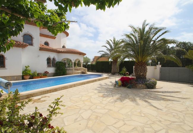 Villa à Miami Playa - GraB40 Villa à Miami Playa - GraB40