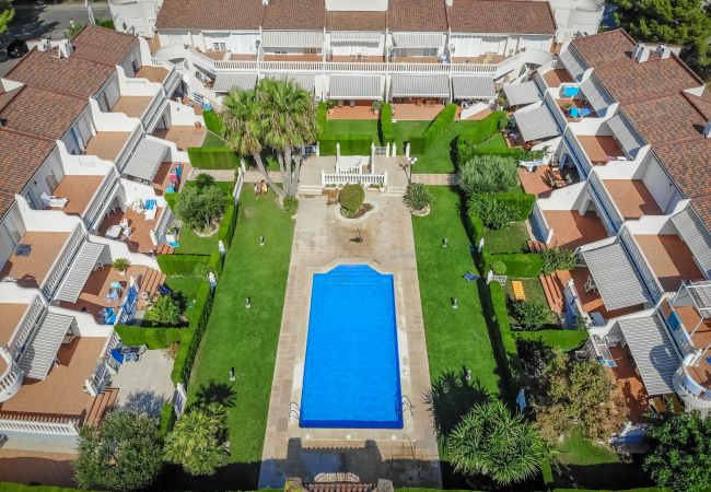 Terraced House in Miami Playa - CriC36 Terraced House in Miami Playa - CriC36