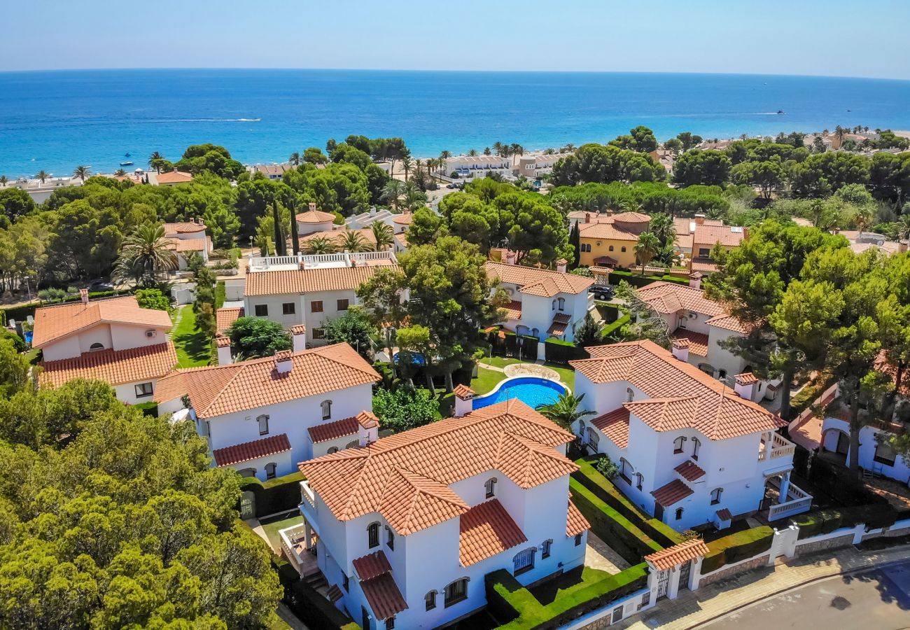 Таунхаус на Миами Плайя - RioC46