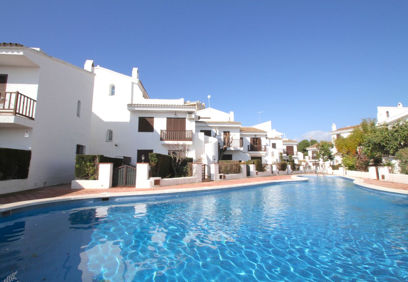 Таунхаус на Миами Плайя - CalC03